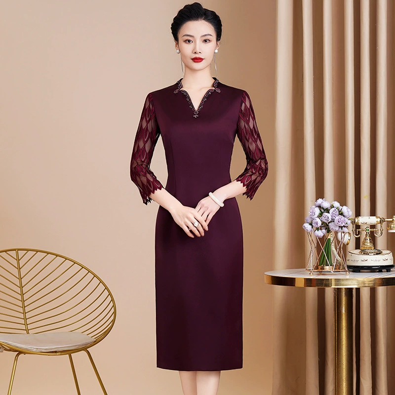 Женщины среднего и пожилого возраста тонкие костюмы среднего возраста