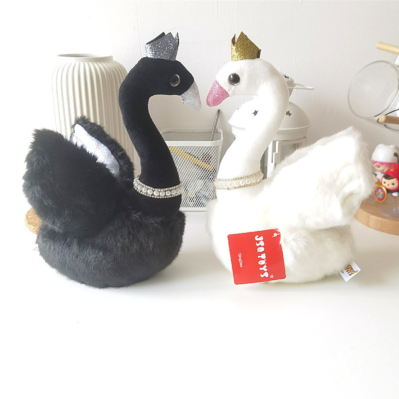 Nuevo negro Cisne peluche lindo corona blanco Cisne muñeca decoración muñeca regalo femenino al por mayor