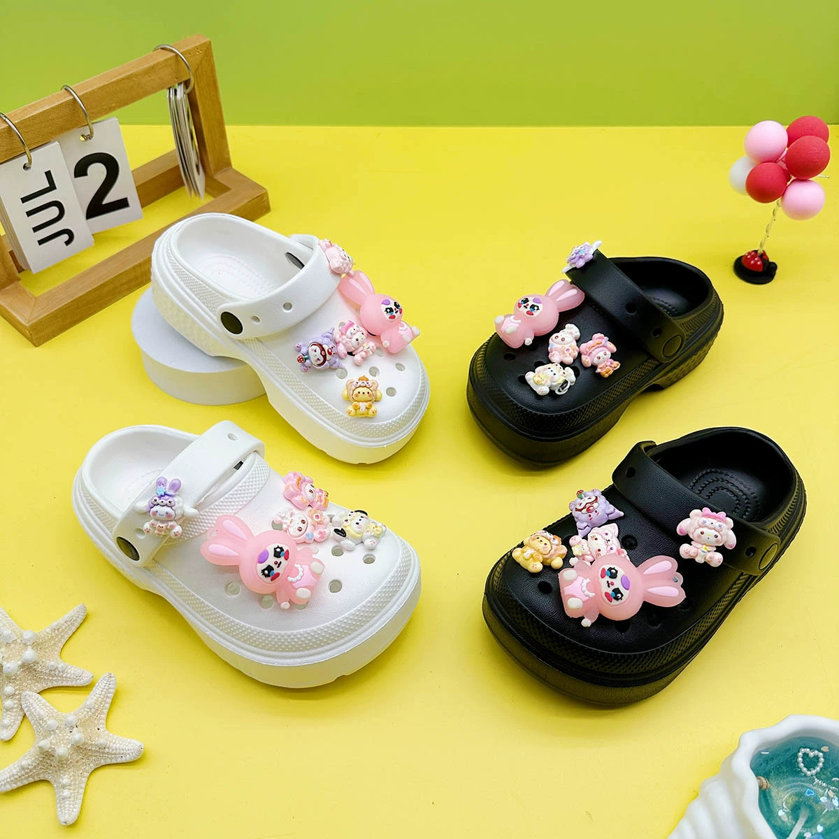 Новые летние уличные тапочки для мальчиков и девочек, розовые туфли с рисунком кроличьей луны, нескользящие сандалии на толстой подошве с носком.