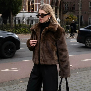 �W���羳�ﶬ�¿�2026Ů�b�r����ɫƤ�����׶̿�I�A��fur coat