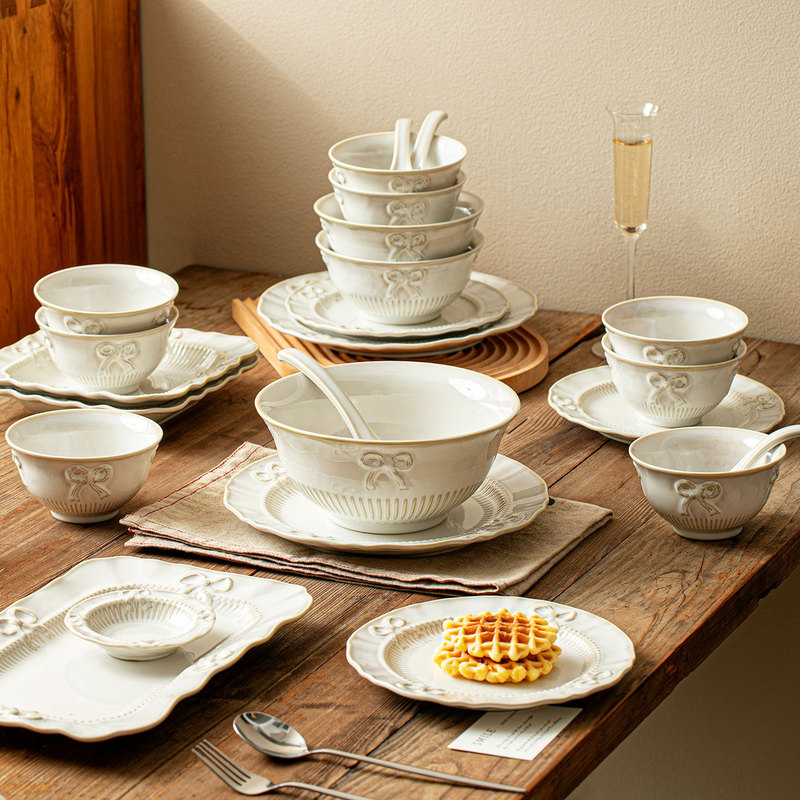 Retro Kiln-Glazed Embossed Bowl and Plate Set, Ceramic Tableware, Complete Set of High-End Plates, Dinner Plates, Rice Bowls, Wholesale