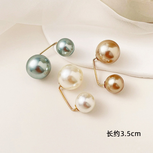 Anti-exposure buckle, high-gloss pearl brooch—adjusts neckline, shortens shoulder straps to secure clothing, significantly reduces waist circumference, and features a waist-cinching buckle.