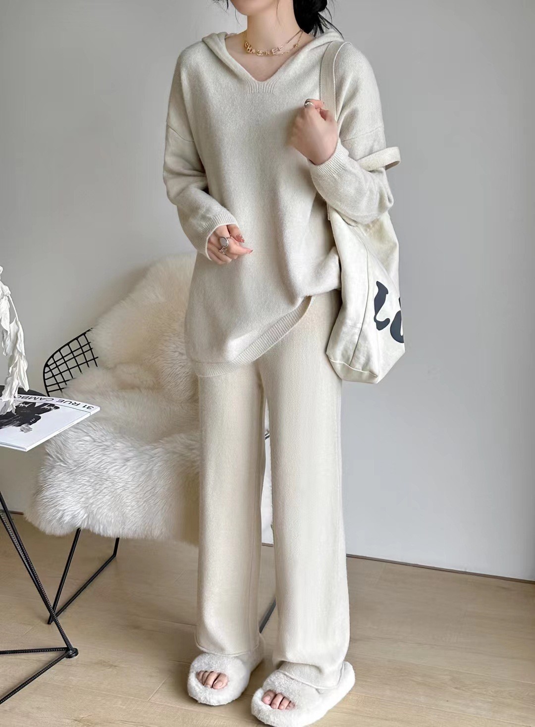 Pantaloni larghi a gamba larga in maglia alla moda casual coreana per le donne autunno e inverno nuovo articolo maglione con cappuccio di colore solido_voghion.com