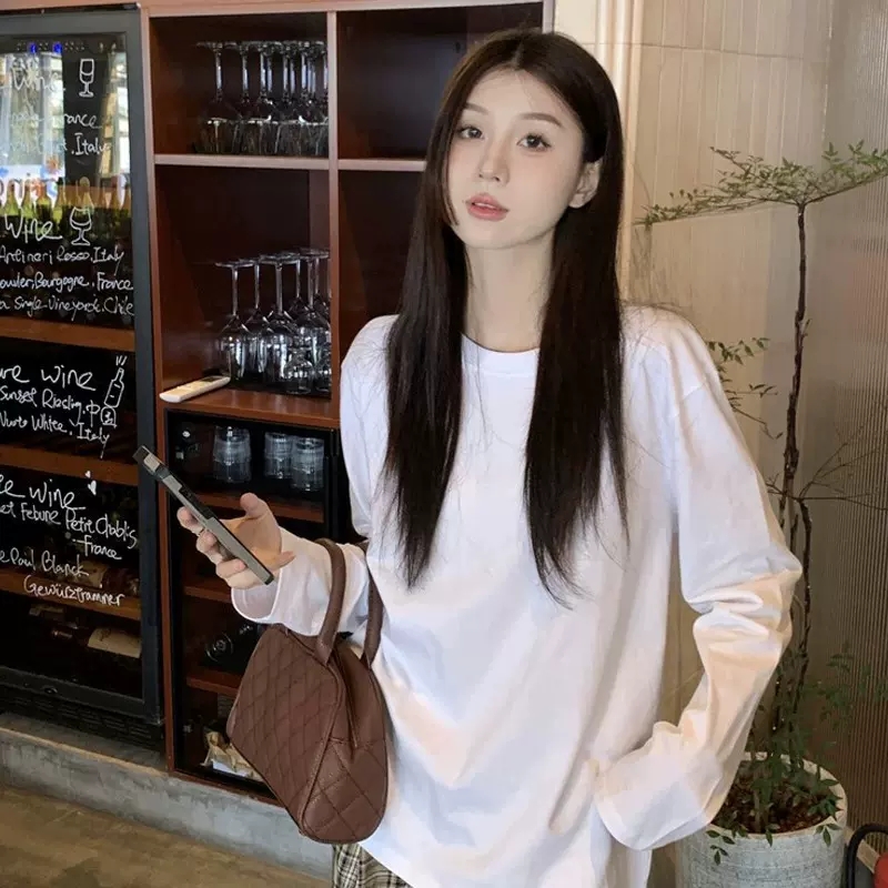 早春休闲宽松修身显瘦打底衫上衣女简约百搭白色套头内搭长袖恤