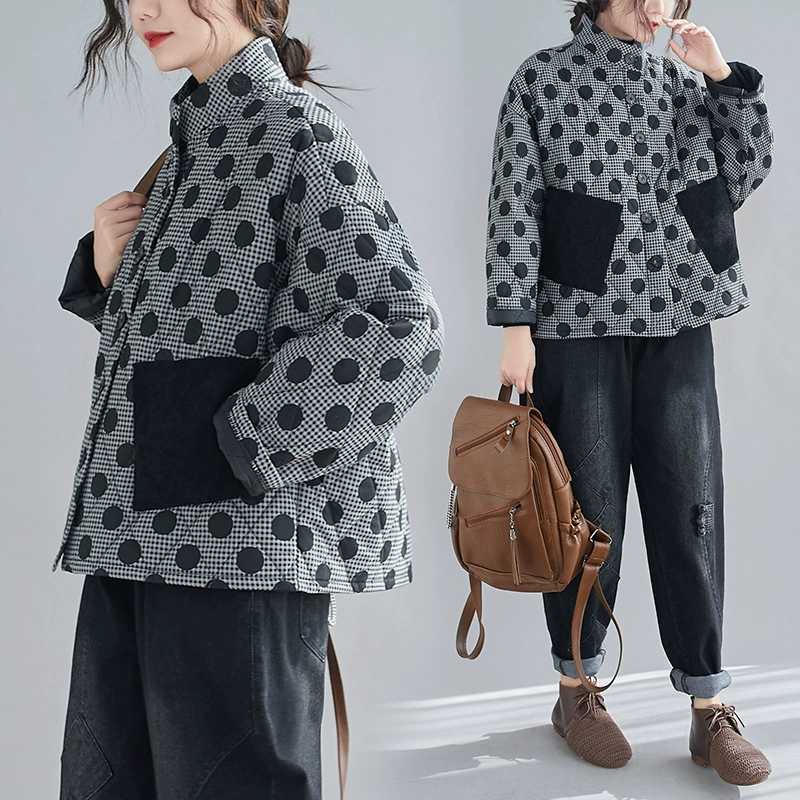 2024 Женская винтажная художественная стеганая хлопковая куртка больших размеров, короткое толстое хлопковое стеганое пальто в горошек.