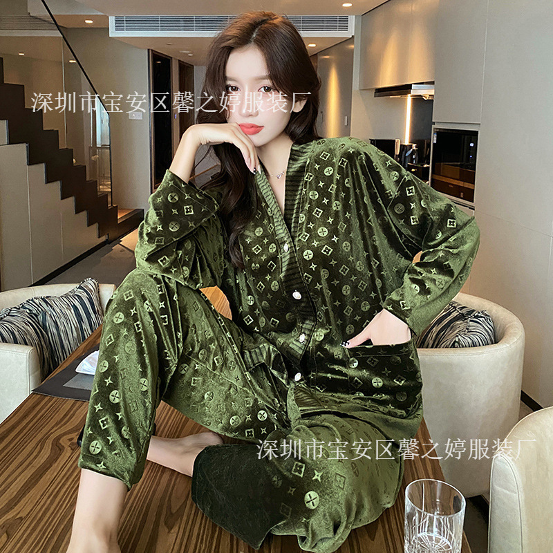 Live streaming autumn and winter hot new gold velvet pajamas women's online famous light luxury home clothes sweet velvet suit wholesale Live streaming autumn and winter hot new gold velvet pajamas women's online famous light luxury home clothes sweet velvet suit wholesale