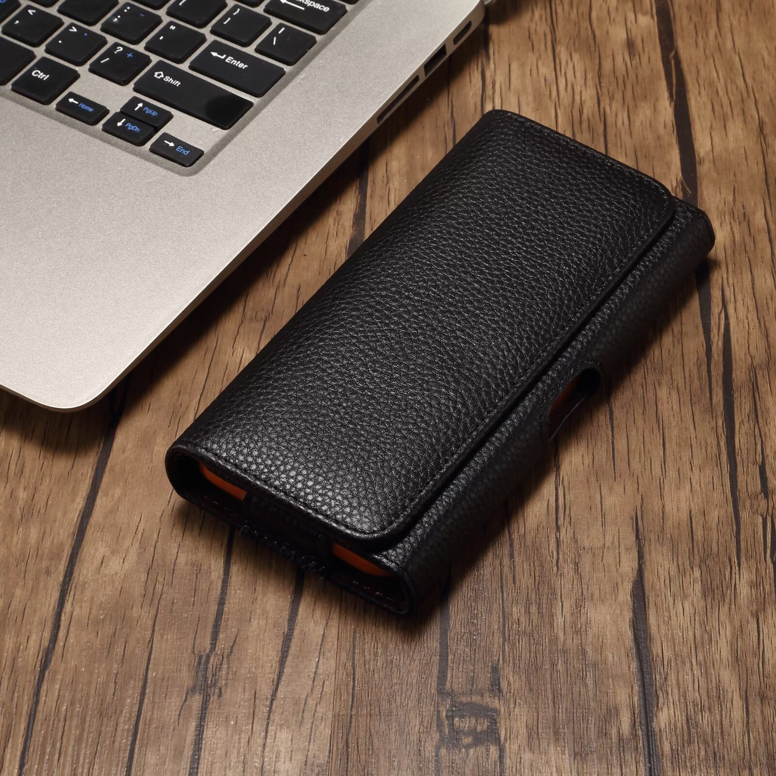 Suitable for Apple iPhone 17 Pro Max, genuine leather waist bag/phone case, single layer, elderly waist hanging cowhide phone bag, 7.2 sets.