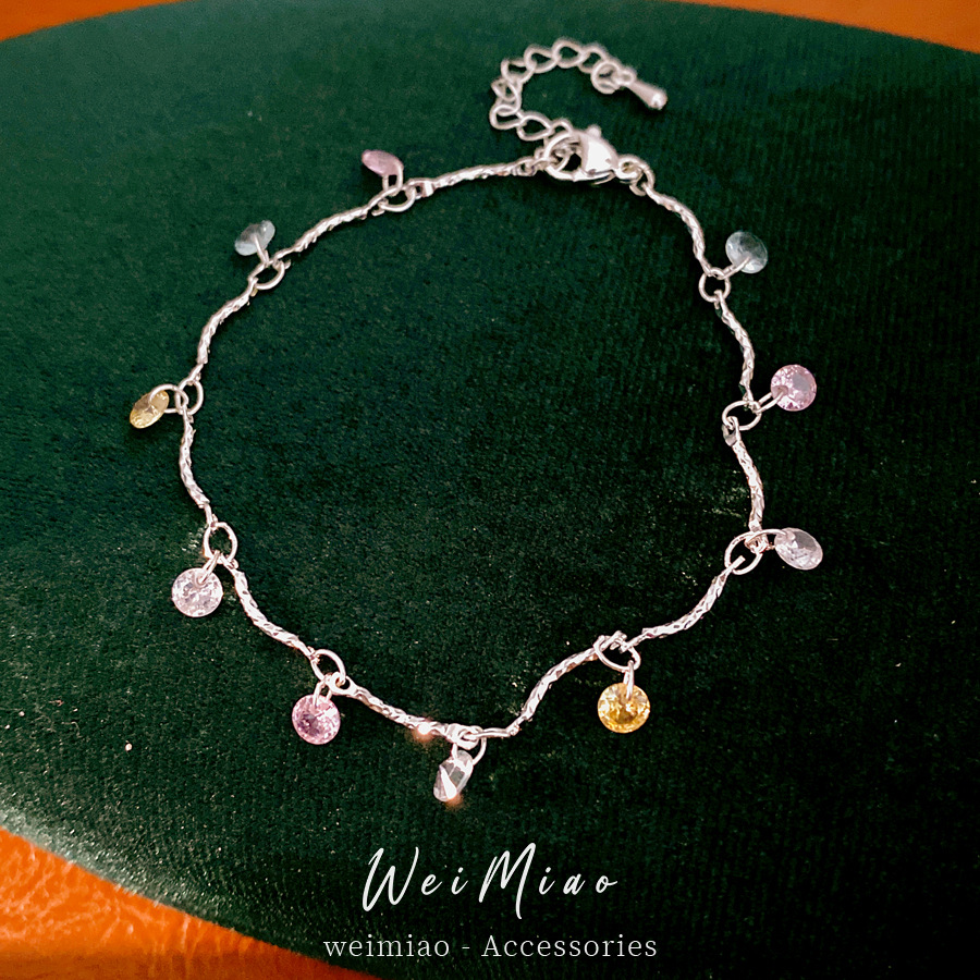 Collar de arroz redondo de zircon de color lujo ligero nicho de alta calidad cadena de clavícula temperamento simple conjunto de joyería versátil