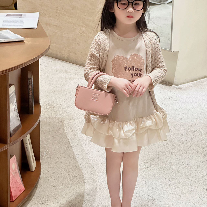 Coreana para niños y niñas bolsos pequeños, mini lindos bolsos de bebé de color sólido de moda 2025 nuevos niños bolsos de hombro