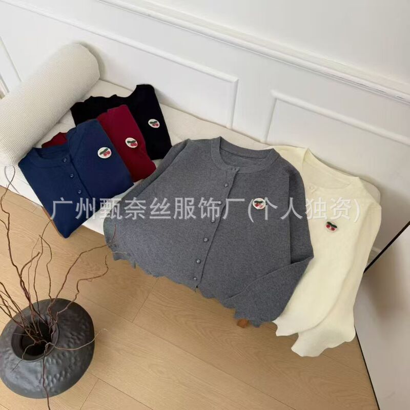 Embroidered Cherry Single-Breasted Sweater Jacket for Women, Autumn and Winter Korean Style Fashionable and Age-Reducing Versatile Knitted Cardigan Top