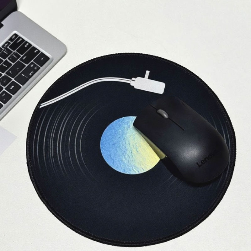 �ڽ���Ƭ�������� С����Ƹ����ְ����߱ر� ������ĥ�칫��Ϸ