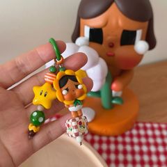 卡通向日葵哭娃萌粒抱抱提溜手机链手作DIY包挂钥匙扣挂件