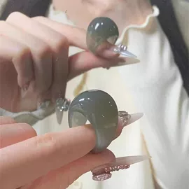 戒指;耳钉;耳环