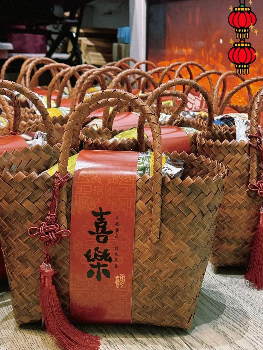 2025 new woven handbag basket holiday gift packaging basket full moon gift bag housewarming birthday happy event gift 4