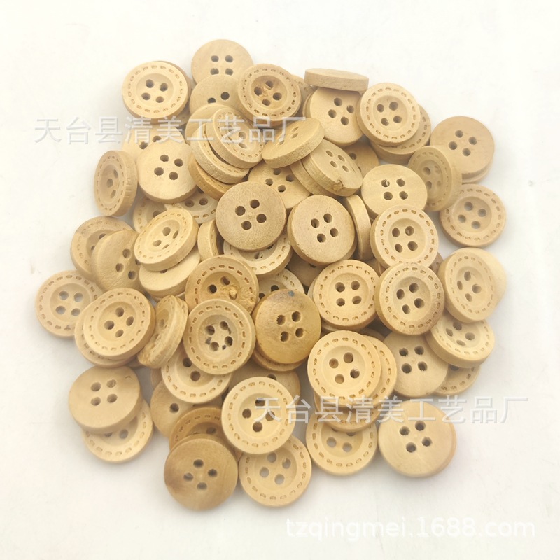 Botones de madera de cuatro orificios con borde anancho y punteado de madera de 15mm Botones de borde ancho con línea punteada de cuatro ojos de madera decorativa 100 piezas por paquete