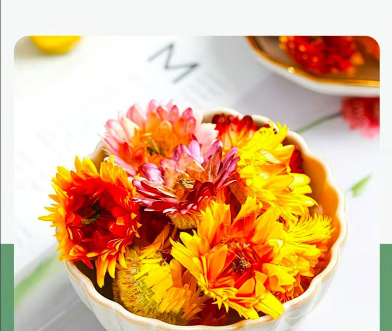 Seven-Color Chrysanthemum Qi Cai Ju Dried Flower Heads 70g Bottle Yunnan Herbal Tea overview