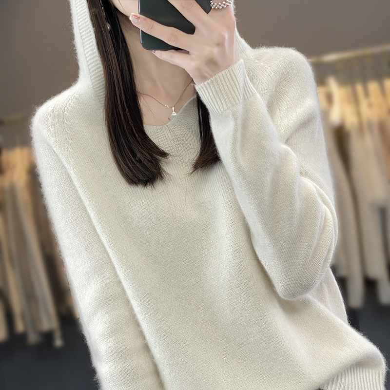 New Autumn and Winter Hooded Knitwear Women's Pullover Bottoming Shirt Women's Work Clothing Simple Long-Sleeved Soft Waxy Korean Style Lazy Knitwear New Autumn and Winter Hooded Knitwear Women's Pullover Bottoming Shirt Women's Work Clothing Simple Long-Sleeved Soft Waxy Korean Style Lazy Knitwear