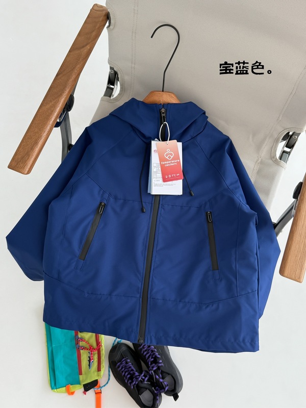 儿童美式潮流冲锋衣外套2025秋季新品户外登山运动挡风防水冲锋衣|undefined