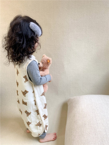 Homemade eight-layer bamboo cotton gauze baby sleeping bag, children's anti-kick quilt, vest style sleeping bag, super soft