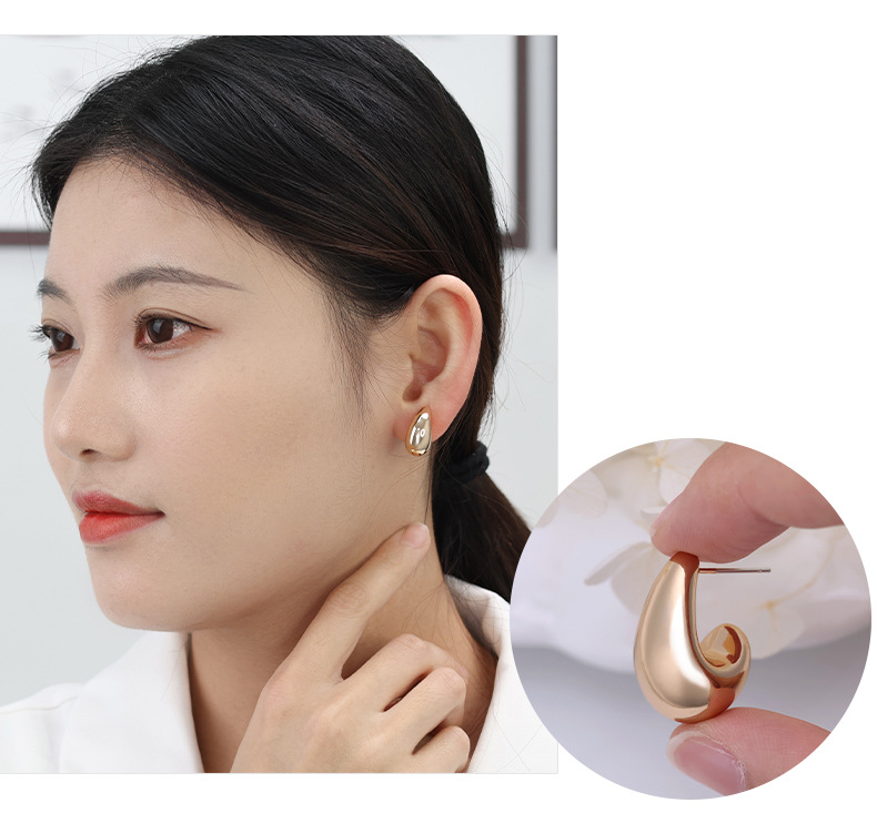 European and American fashion style irregular earrings recommended by Internet celebrities: Geometric metal retro earrings, simple C-shaped large ear rings 12 undefined