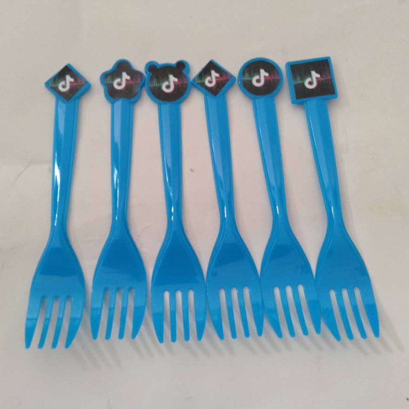 Amazon nuevo dibujos animados chatter cumpleaños suministros de fiesta TIKTOK temática decoración de los fabricantes de Yiwu