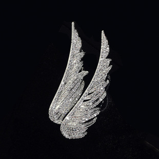 Angel's Wings Exquisite Elegant Women's Feather Brooch Temperament All-match Accessories Suit Coat Pin Buckle Corsage