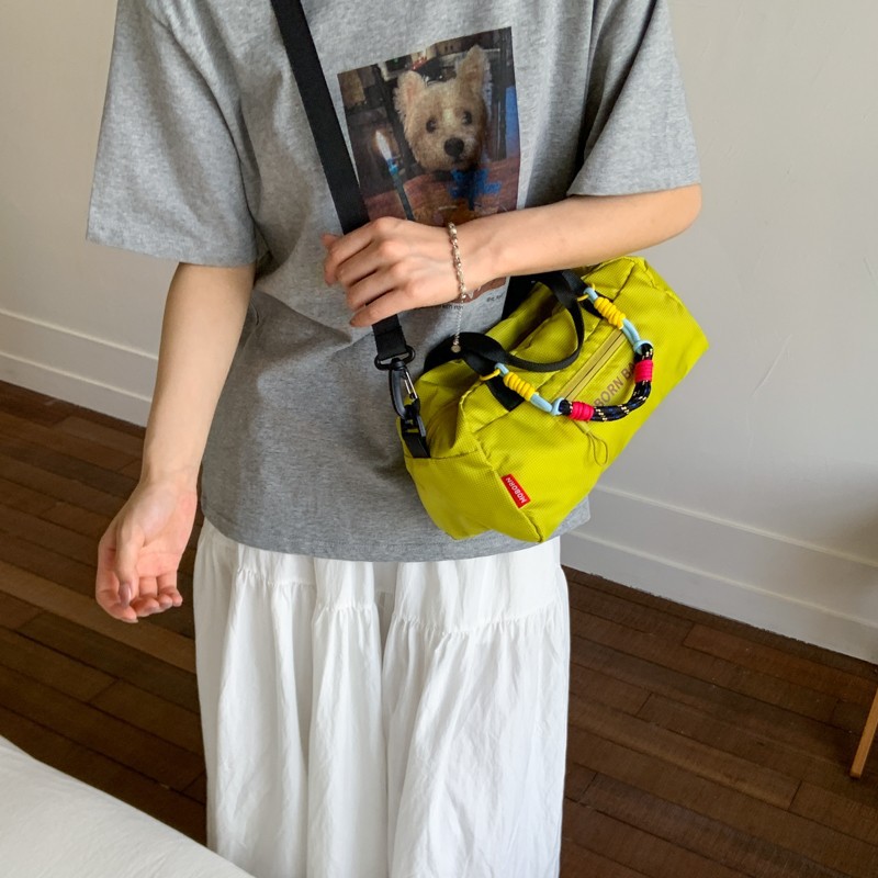 Shake-up marvel tinny bolos deportivos urbanos al aire libre 2025 nuevo color sólido simple mochila de dopamina