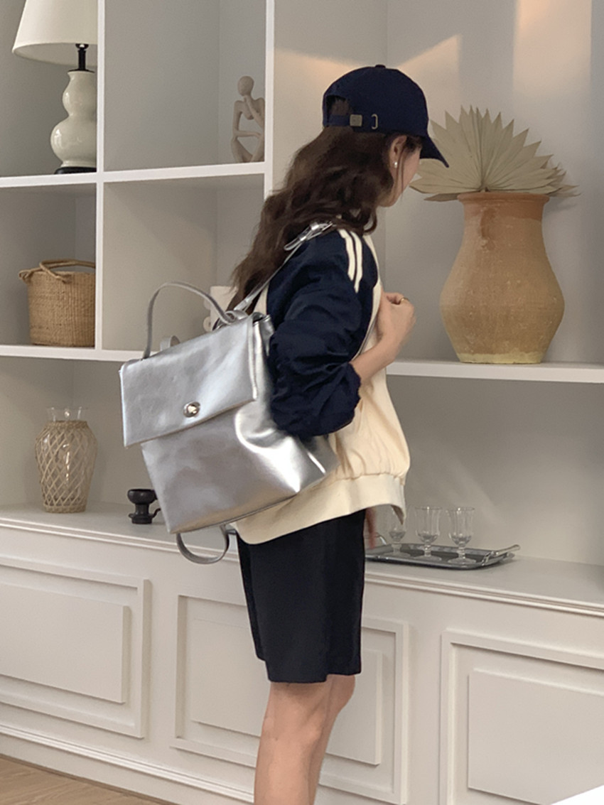 Women's Silver Backpack For College Students Autumn Winter Style_voghion.com
