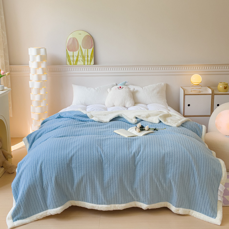 Nueva manta de piel de conejo gruesa de doble capa manta de felpa de conejo cálida de otoño e invierno manta de regalo de terciopelo de leche fabricante al por mayor