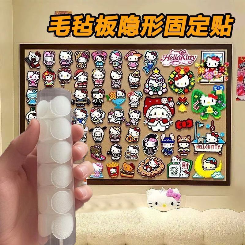 Photo wall felt board with fixed adhesive for attaching Polaroids, round Velcro patches, single hook stickers, strong adhesive that does not damage photos Photo wall felt board with fixed adhesive for attaching Polaroids, round Velcro patches, single hook stickers, strong adhesive that does not damage photos