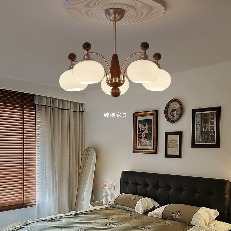 Lámpara de la sala de estar de estilo medieval retro vintage2025 nueva iluminación principal del vestíbulo combinación de paquetes de toda la casa