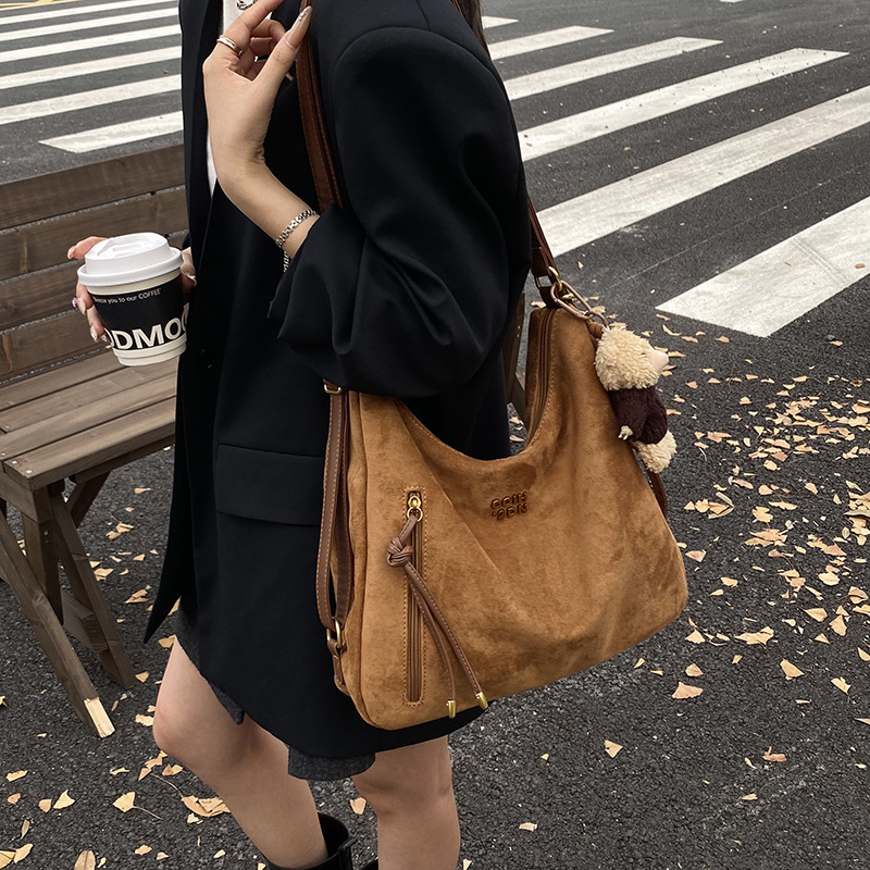 大容量流行纯色托特包包女2025秋季复古休闲高颜值多用双肩斜挎包|undefined