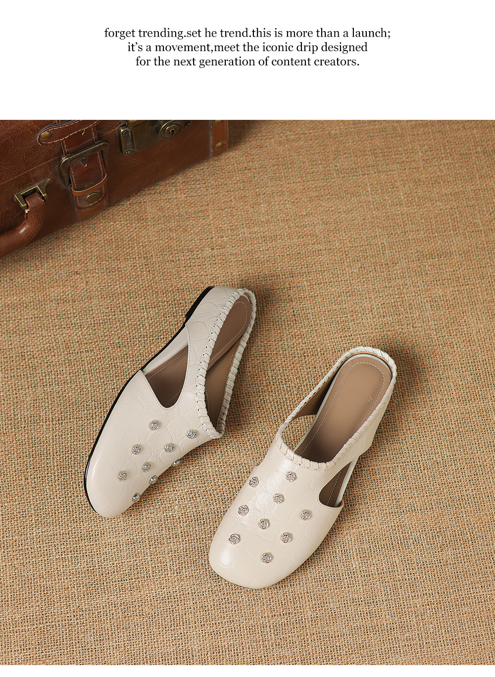 Sandal nữ hở mũi gót thấp da cừu vân đá, hoa đính mũi — đen chi tiết 10