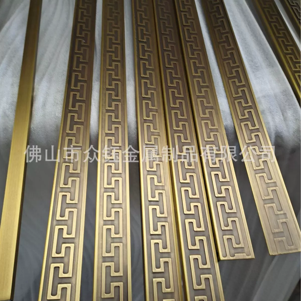 异型不锈钢装饰线条包板压条配件花边檐口线脚踢脚线批发厂家