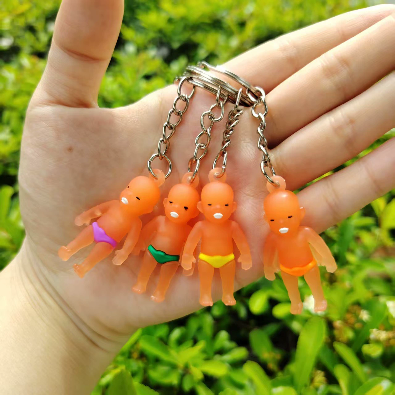 Новый продукт, меняющий цвет под воздействием ультрафиолетовых лучей, черные детские штаны, меняющие цвет, кукла-шутка для мальчика, креативная подвеска для автомобиля, градиент