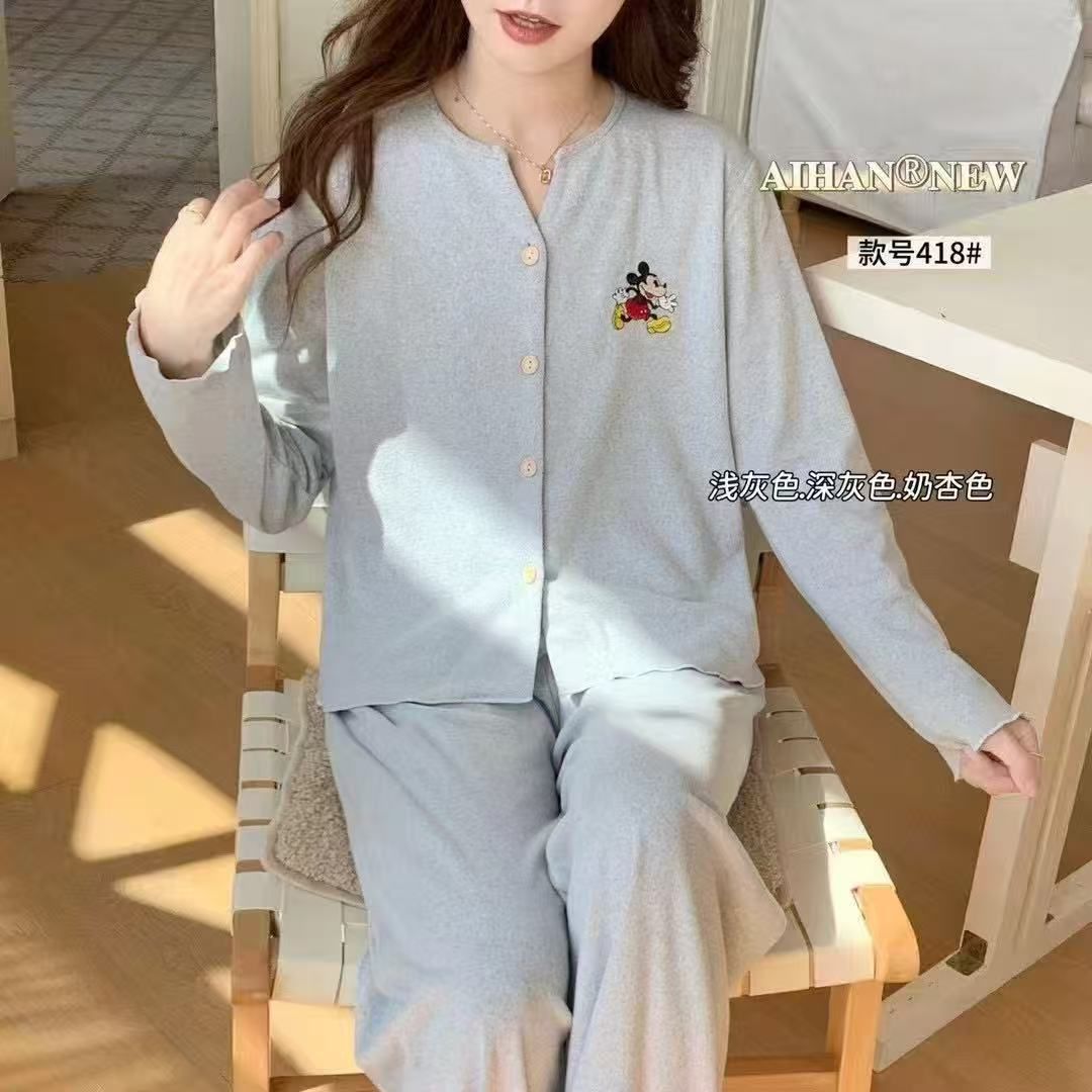 Transfronterizo mayorista invierno de terciopelo cardigan de cuello V para jóvenes gruesas calentamiento pijamas de invierno de mujer ropa de casa