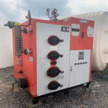 出售二手生物質蒸汽鍋爐 燃油燃氣蒸汽發生器 立式熱水取暖鍋爐