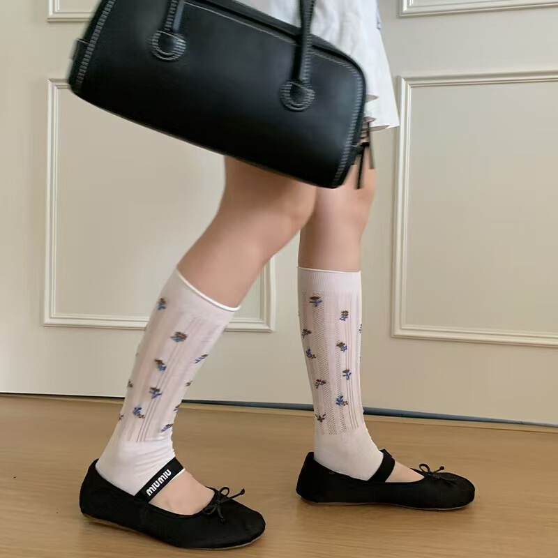 Korean-Style Retro Floral Calf Socks for Women, Breathable Cotton Feel, Versatile Slouch Socks, All-Season Student Commuter Socks