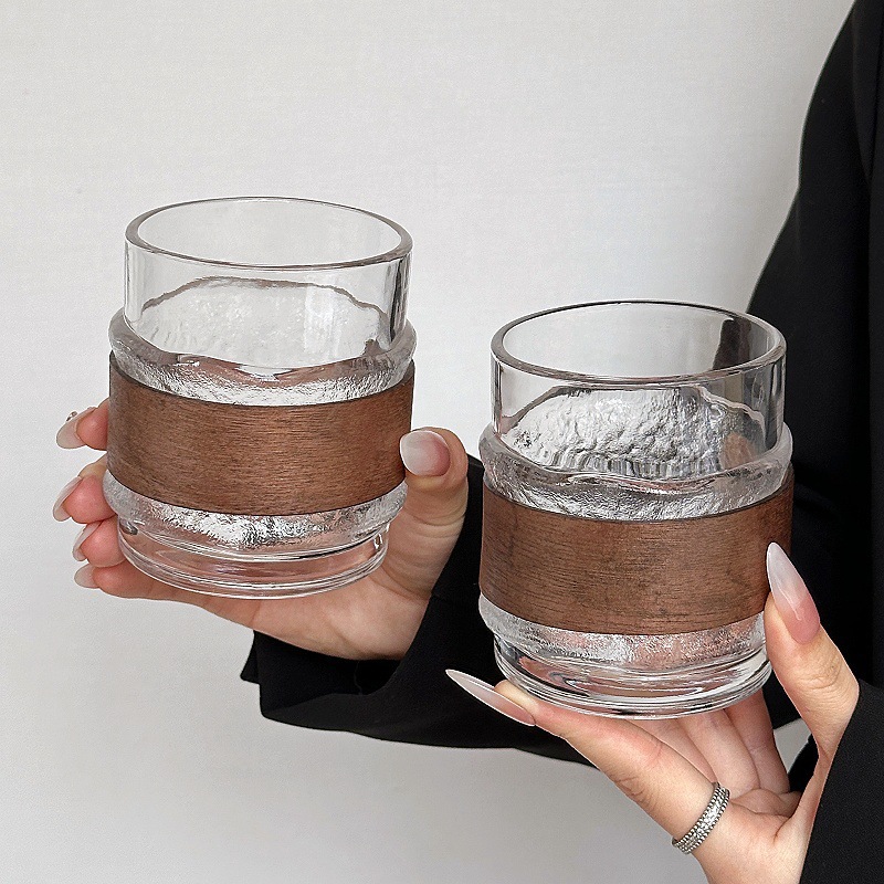 Inswind creativo de alto nivel anti-calor cubierta de bambú colgar tazas de hielo tazas de café de vidrio casero tazas de agua tazas de té tazas de bebida frías