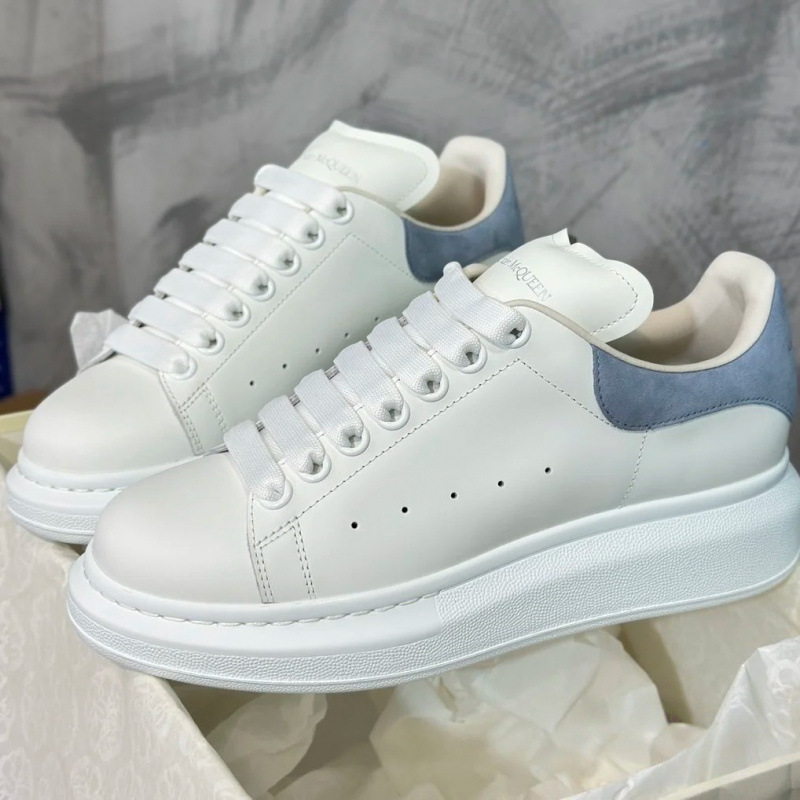 Factory McQueen white sneakers for men and women 2026 genuine leather thick-soled casual shoes with internal height increase, versatile couple's sports sneakers