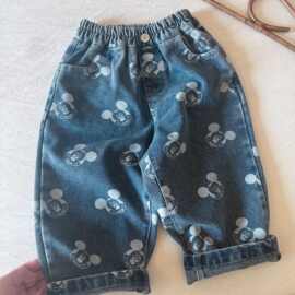 儿童牛仔裤2026春季新品宝宝软牛仔裤小童休闲长裤满印直筒裤女童