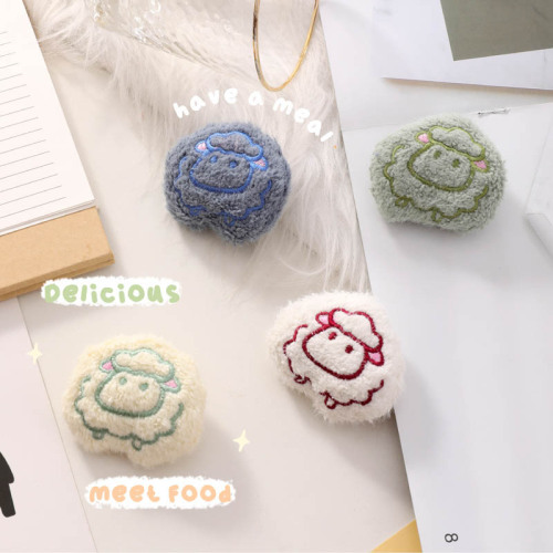 Wholesale Cute Cartoon Lamb Plush Pin for Girls, Japanese Style Bag Accessories, Handmade DIY Small Decorative Accessories