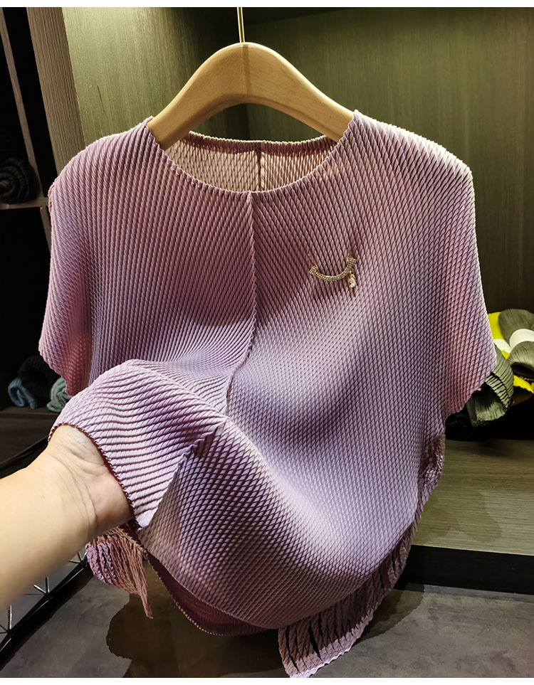 Áo thun nữ cổ tròn tay ngắn chất liệu vải lụa nhung in họa tiết vảy rồng — màu đen, màu tím, Hồng ngó sen, màu xám chi tiết 16