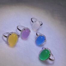 �S�����l925��y�Ƕ�߱��G�����¿�һ����Ů�䬔�Ů����ʯ��ָ