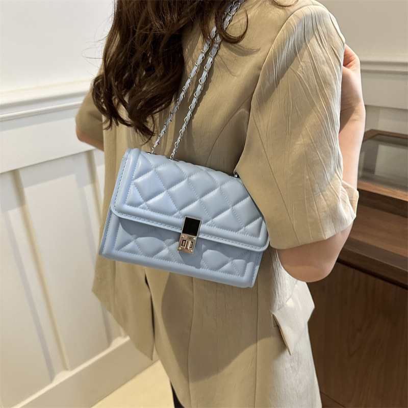Borsa a tracolla trapuntata alla moda con catena per donna_voghion.com