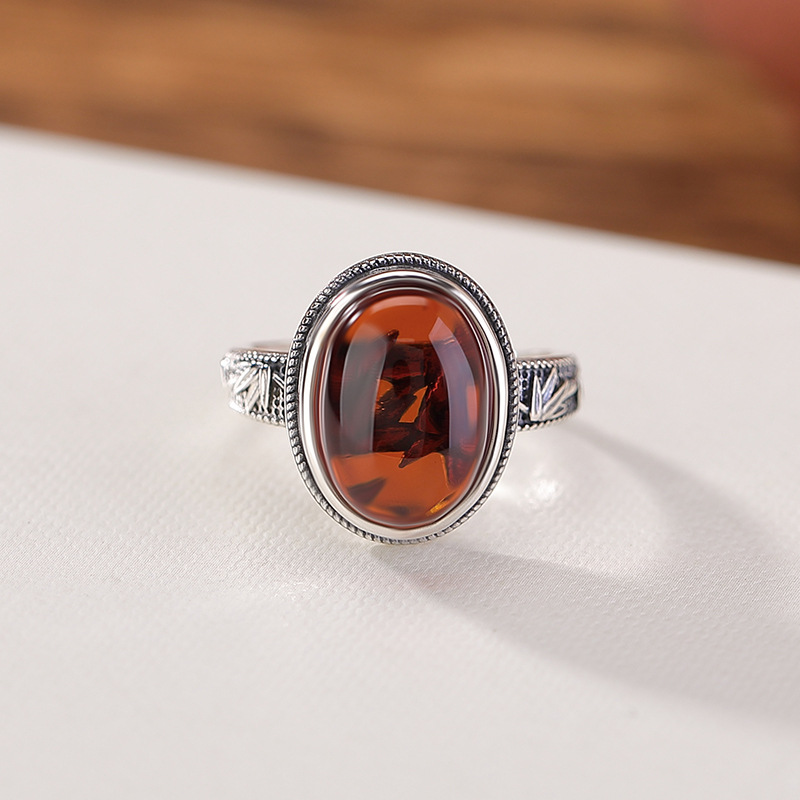 Nhẫn bạc S925 đính hổ phách đỏ phong cách vintage lá tre hình học cabochon mở điều chỉnh — Một mảnh
