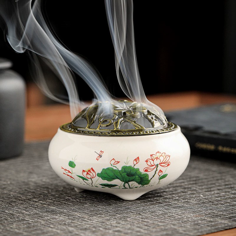 Салатно‑зелёный керамический несмоковник? Wait. Need accurate translation. Let's craft translations.