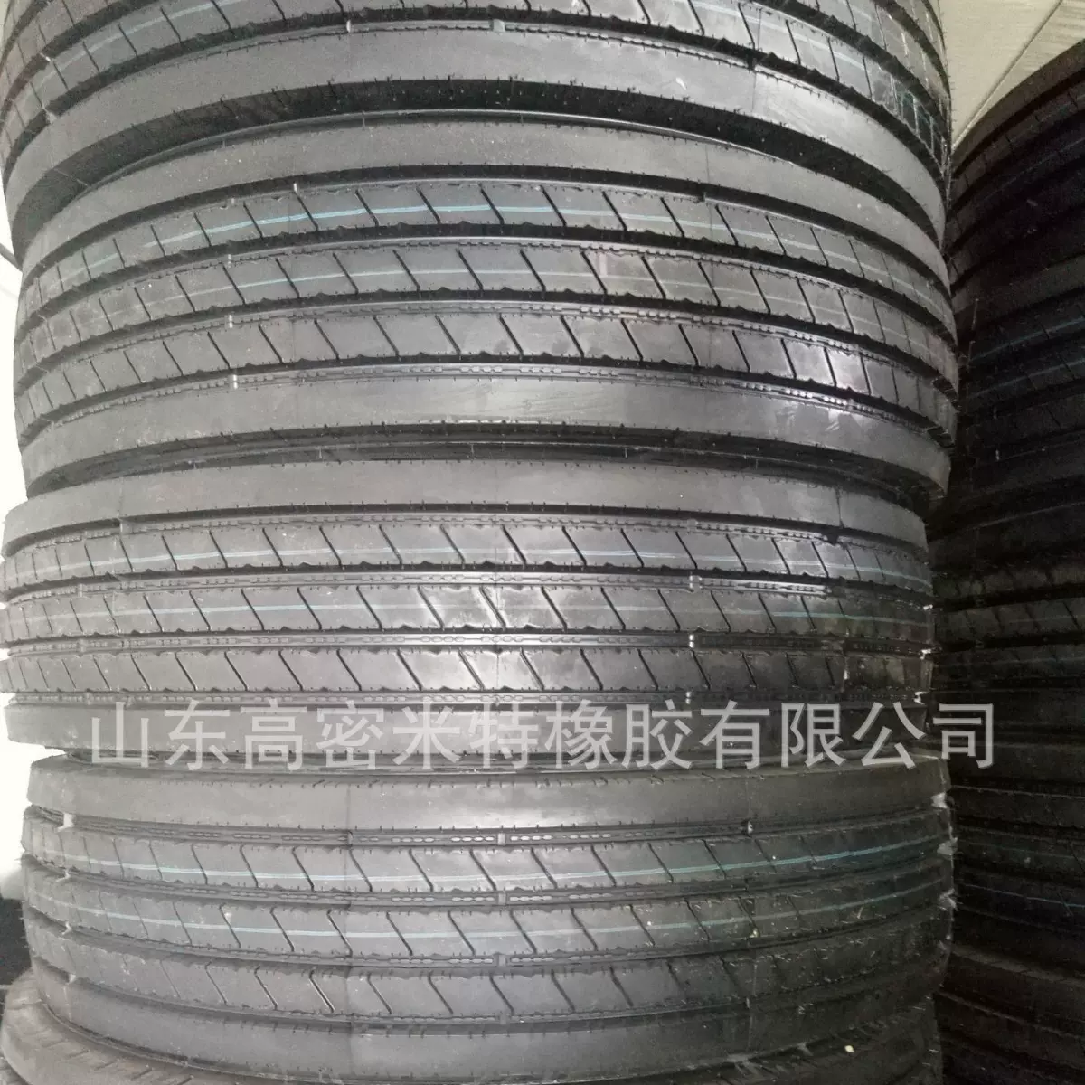 轮胎厂家批发12R22.5真空胎 载重卡车钢丝轮胎现货