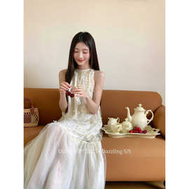 春季新款法式浪漫重工艺立体花朵宽松挂脖飘逸仙女连衣裙