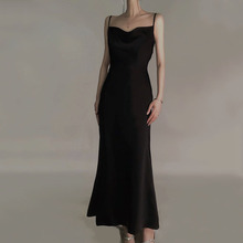 黑色年会礼服2025新款气质缎面吊带修身显瘦百搭宴会晚礼服连衣裙